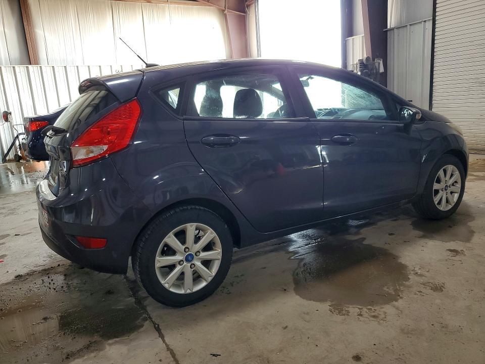 50628286 :رقم المزاد ، 3FADP4EJ3DM122706 vin ، 2013 Ford Fiesta مزاد بيع