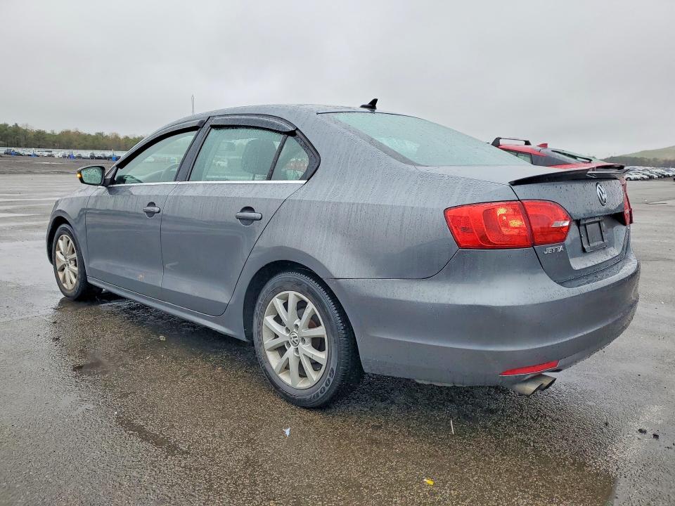 51058856 :رقم المزاد ، 3VWD17AJ3EM403390 vin ، 2014 Volkswagen Jetta مزاد بيع