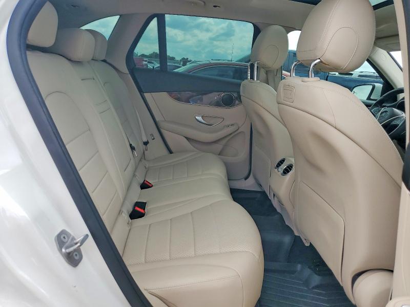 51028066 :رقم المزاد ، WDC0G4JB8JV022264 vin ، 2018 Mercedes-benz Glc مزاد بيع