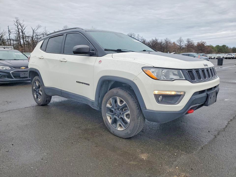 Продаж на аукціоні авто 2018 Jeep Compass, vin: 3C4NJDDB6JT367138, номер лоту: 50731816
