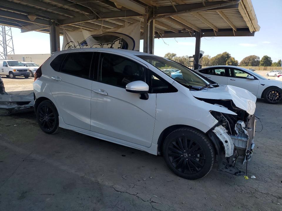 Продажа на аукционе авто 2020 Honda Fit, vin: 3HGGK5H63LM727425, номер лота: 51472726