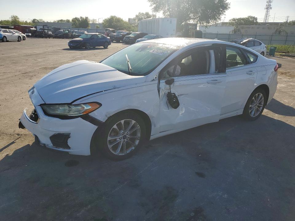 2020 Ford Fusion მანქანა იყიდება აუქციონზე, vin: 3FA6P0HD2LR166785, აუქციონის ნომერი: 49982596