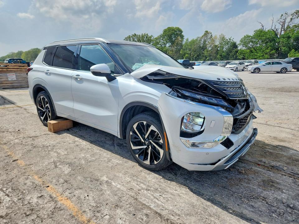 Продажа на аукционе авто 2024 Mitsubishi Outlander, vin: JA4J4WA88RZ024792, номер лота: 51651176