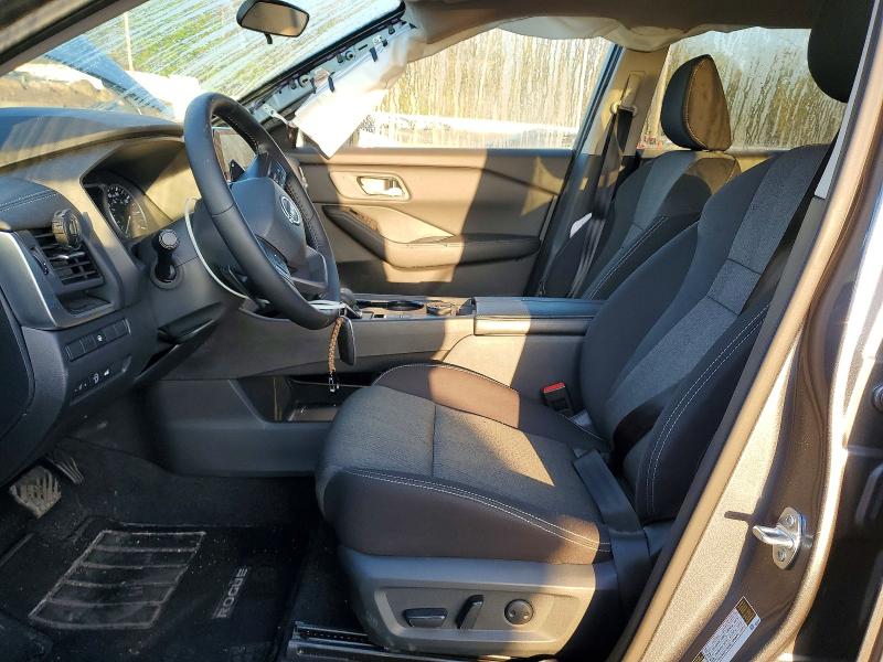 50797006 :رقم المزاد ، 5N1BT3BB8SC861844 vin ، 2025 Nissan Rogue مزاد بيع