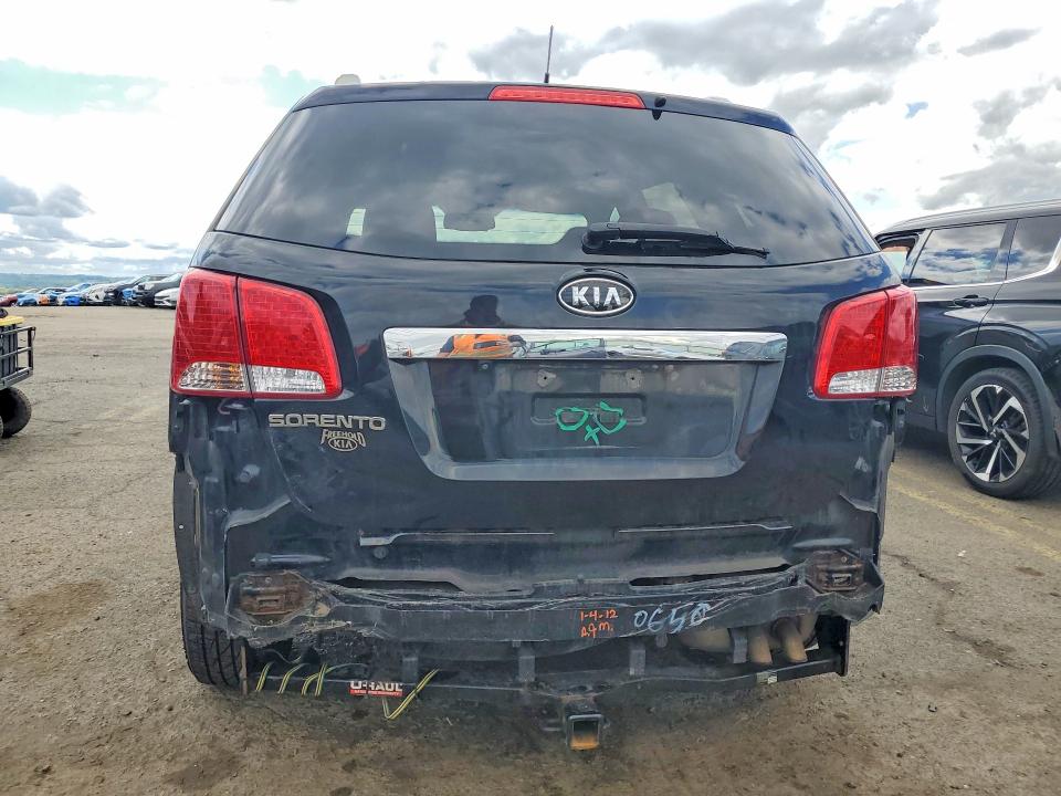 Продажа на аукционе авто 2012 Kia Sorento, vin: 5XYKTDA22CG290618, номер лота: 50417796