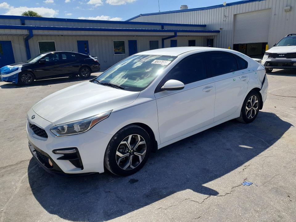 50417516 :رقم المزاد ، 3KPF24ADXME303667 vin ، 2021 Kia Forte مزاد بيع
