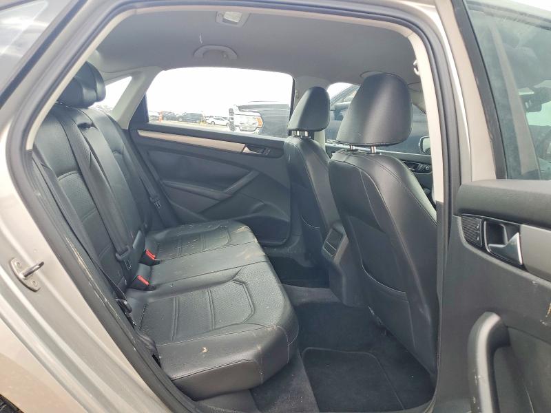50661606 :رقم المزاد ، 1VWAT7A33EC072908 vin ، 2014 Volkswagen Passat مزاد بيع
