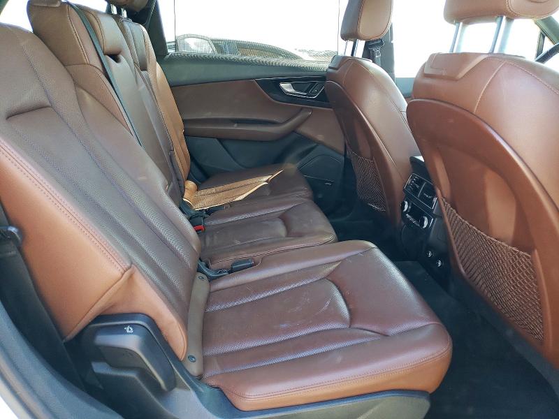 49875876 :رقم المزاد ، WA1VAAF78JD017985 vin ، 2018 Audi Q7 مزاد بيع