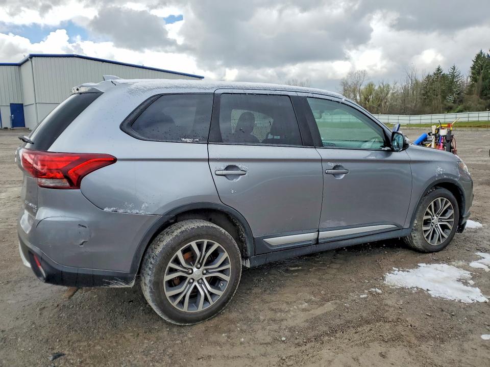 2017 Mitsubishi Outlander მანქანა იყიდება აუქციონზე, vin: JA4AZ3A3XHZ027342, აუქციონის ნომერი: 51770666