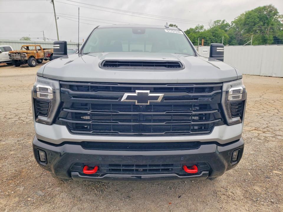 51757246 :رقم المزاد ، 2GC4KPEY3S1232800 vin ، 2025 Chevrolet Silverado مزاد بيع