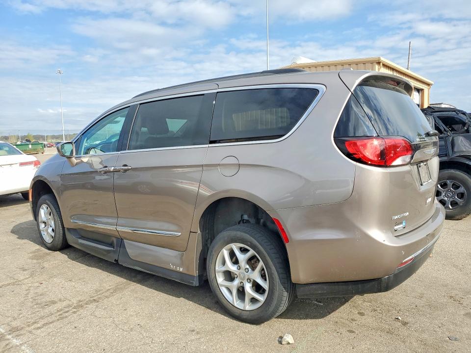 Aukcja sprzedaży 2017 Chrysler Pacifica, vin: 2C4RC1BG3HR786179, numer aukcji: 49080816