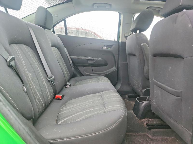 50278006 :رقم المزاد ، 1G1JC5SB3F4172105 vin ، 2015 Chevrolet Sonic مزاد بيع