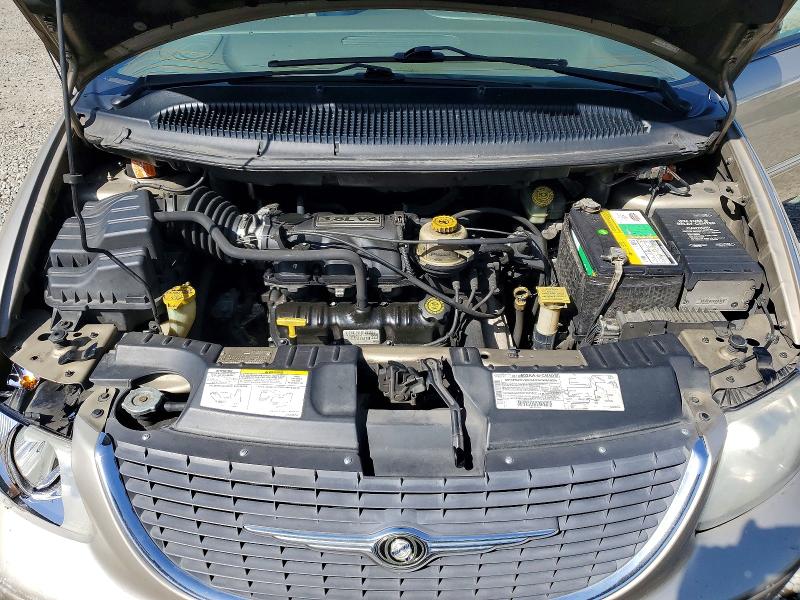 51128066 :رقم المزاد ، 2C8GP74L32R707947 vin ، 2002 Chrysler Town & Country مزاد بيع