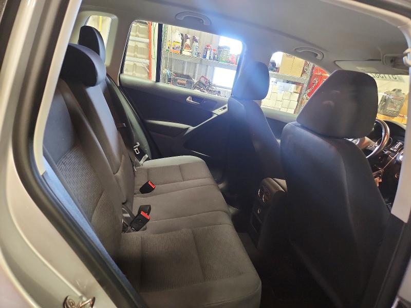 51138216 :رقم المزاد ، WVGBV3AX3EW547643 vin ، 2014 Volkswagen Tiguan مزاد بيع