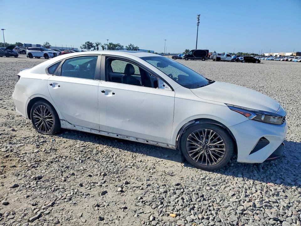 Продажа на аукционе авто 2022 Kia Forte, vin: 3KPF54AD0NE444353, номер лота: 50272676