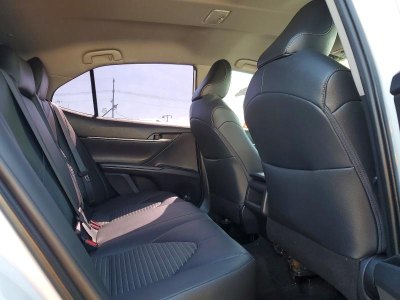 50963826 :رقم المزاد ، 4T1B11HK5KU214474 vin ، 2019 Toyota Camry مزاد بيع