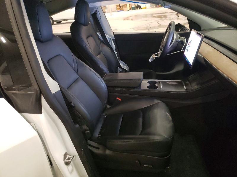 48980986 :رقم المزاد ، 5YJYGDEE3MF188188 vin ، 2021 Tesla Model Y مزاد بيع