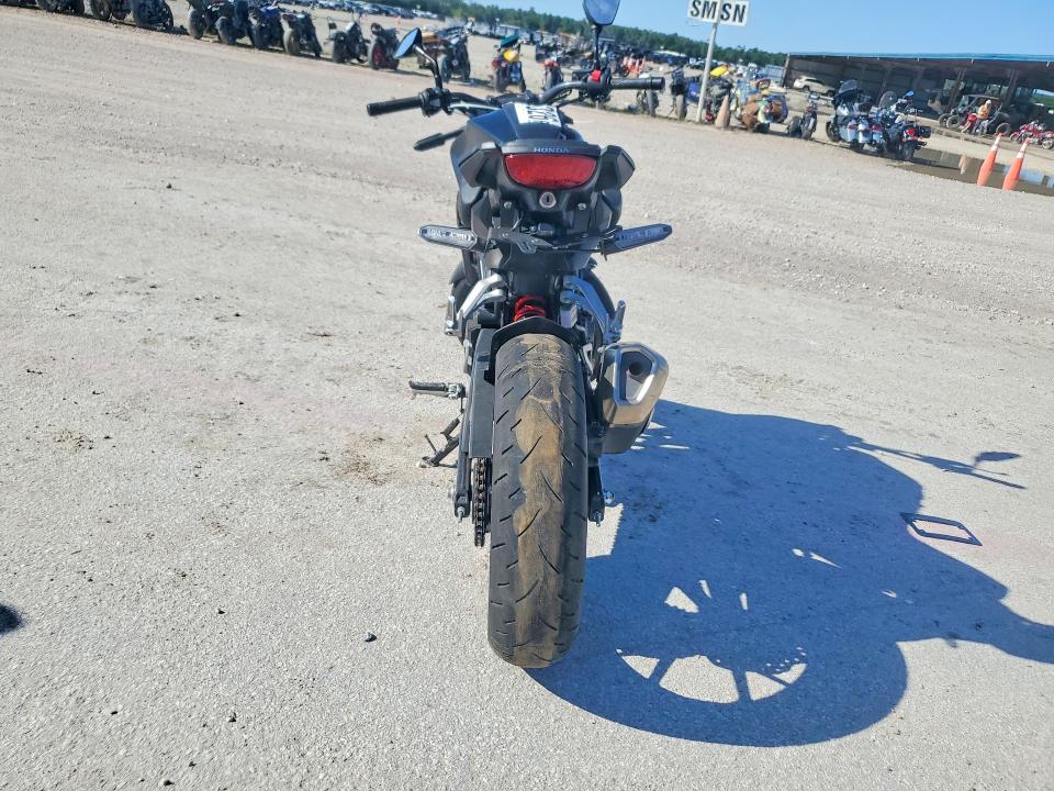 Продажа на аукционе авто 2023 Honda Cbf300, vin: MLHNC5559P5300550, номер лота: 49083326