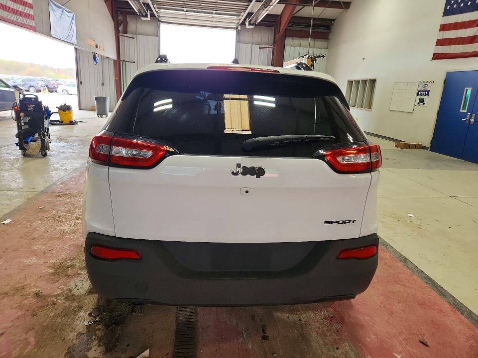 51162446 :رقم المزاد ، 1C4PJLABXHW669205 vin ، 2017 Jeep Cherokee مزاد بيع