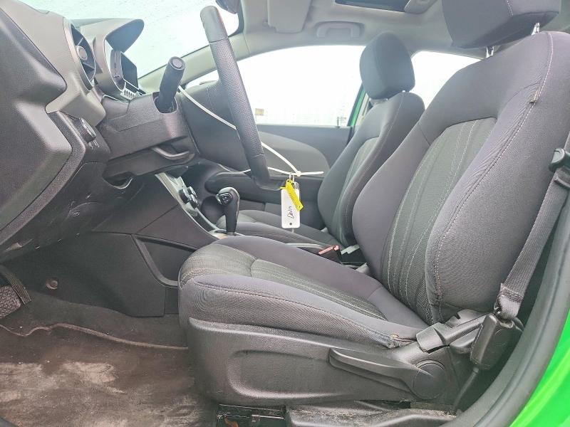 50278006 :رقم المزاد ، 1G1JC5SB3F4172105 vin ، 2015 Chevrolet Sonic مزاد بيع