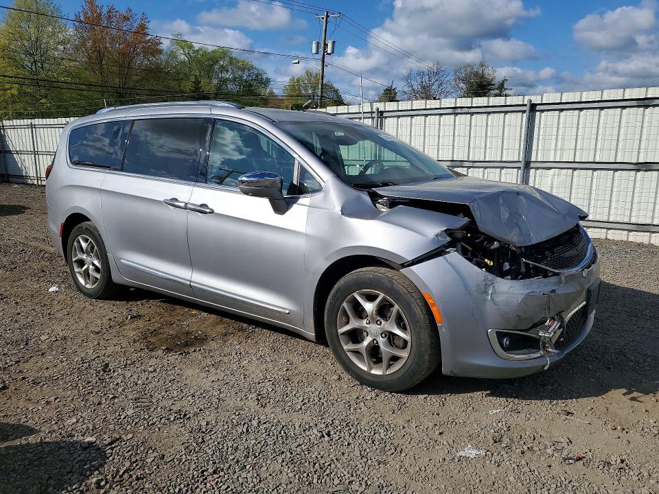 50430666 :رقم المزاد ، 2C4RC1GG4JR311431 vin ، 2018 Chrysler Pacifica مزاد بيع