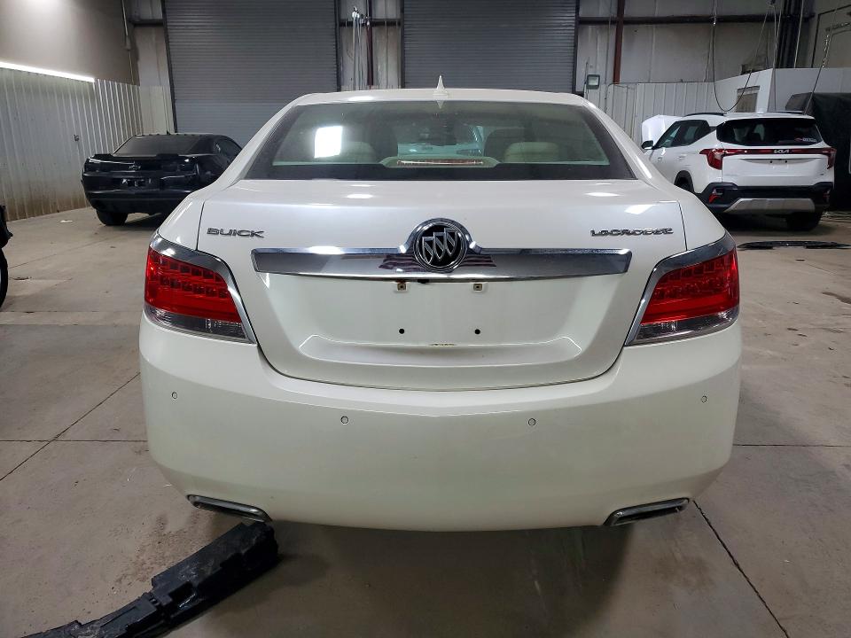 2013 Buick Lacrosse მანქანა იყიდება აუქციონზე, vin: 1G4GF5E3XDF228325, აუქციონის ნომერი: 50972986