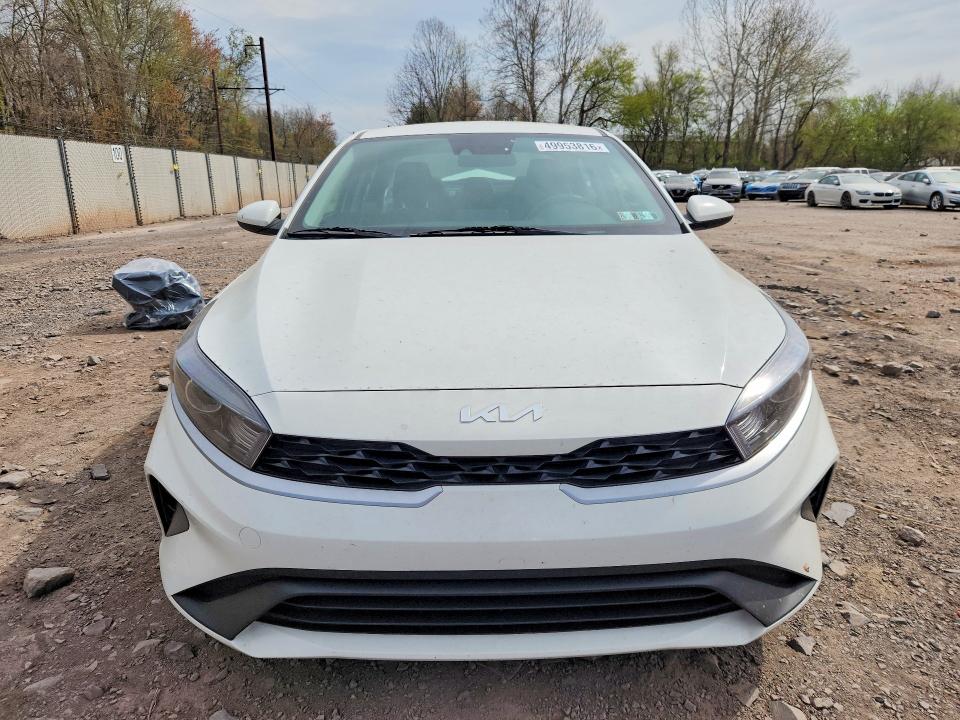 2023 Kia Forte მანქანა იყიდება აუქციონზე, vin: 3KPF24AD2PE685004, აუქციონის ნომერი: 49953816