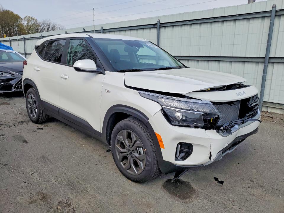 Продаж на аукціоні авто 2026 Kia Seltos, vin: KNDEP2AA7T7927075, номер лоту: 49100016