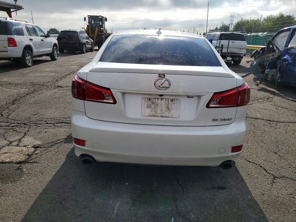 Продажа на аукционе авто 2011 Lexus Is, vin: JTHBF5C22B2101001, номер лота: 51524136