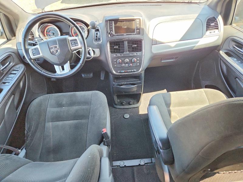 51976816 :رقم المزاد ، 2C4RDGBG2FR668704 vin ، 2015 Dodge Grand Caravan مزاد بيع