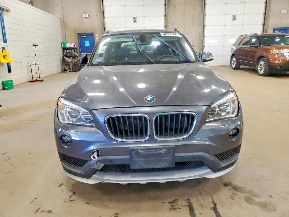 2015 Bmw X1 მანქანა იყიდება აუქციონზე, vin: WBAVL1C51FVY33406, აუქციონის ნომერი: 50656966
