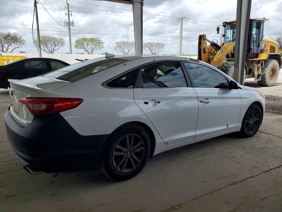 50562836 :رقم المزاد ، 5NPE24AF2FH083842 vin ، 2015 Hyundai Sonata مزاد بيع