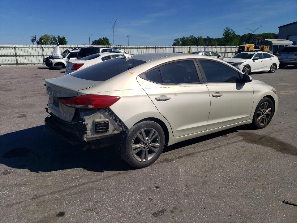 2017 Hyundai Elantra მანქანა იყიდება აუქციონზე, vin: 5NPD84LF7HH172607, აუქციონის ნომერი: 49548296