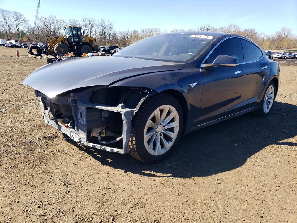 Auction sale of the 2014 Tesla Model S, vin: 5YJSA1S13EFP56187, lot number: 48148776