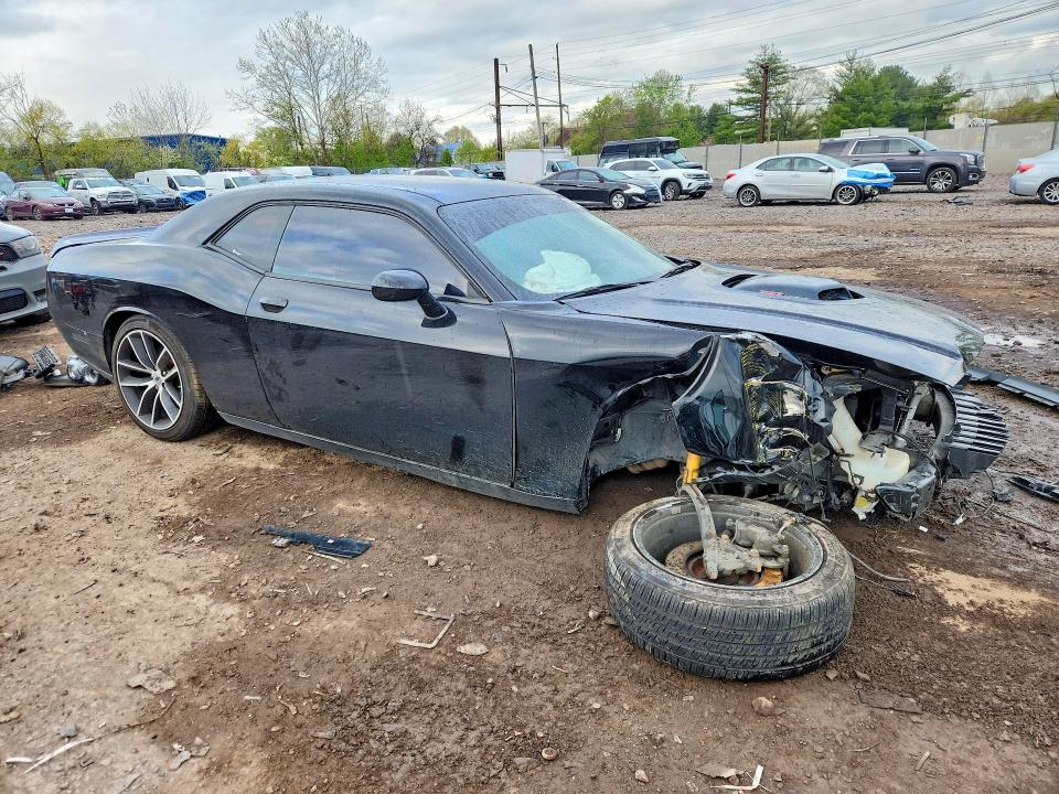 2019 Dodge Challenger მანქანა იყიდება აუქციონზე, vin: 2C3CDZBT7KH573784, აუქციონის ნომერი: 49839366