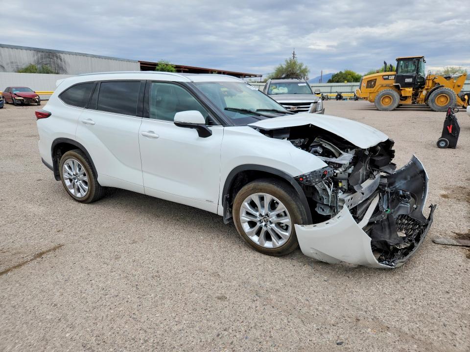 48979816 :رقم المزاد ، 5TDXBRCH6PS574558 vin ، 2023 Toyota Highlander Hybrid مزاد بيع