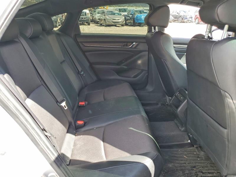 48933896 :رقم المزاد ، 1HGCV1F31MA026114 vin ، 2021 Honda Accord مزاد بيع