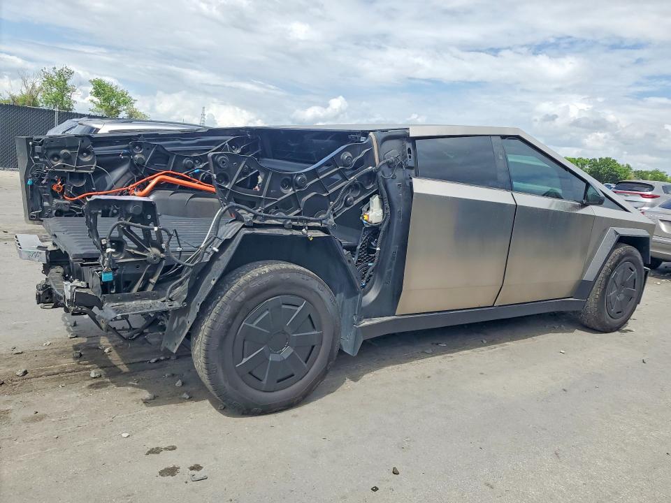48115136 :رقم المزاد ، 7G2CEHED8RA050601 vin ، 2024 Tesla Cybertruck مزاد بيع