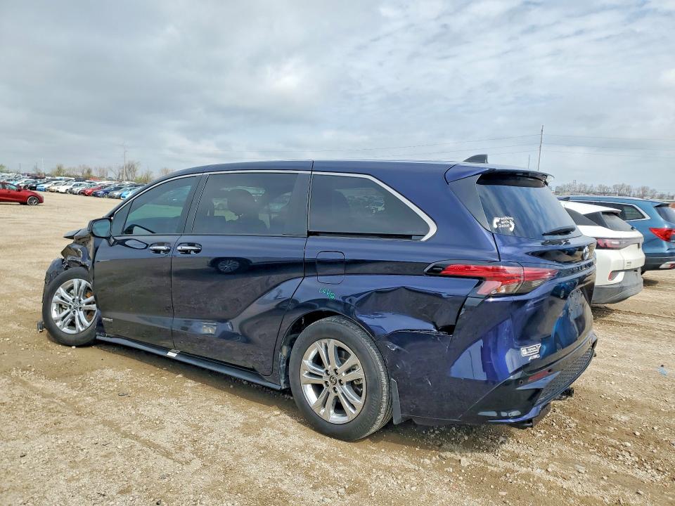 Продажа на аукционе авто 2021 Toyota Sienna, vin: 5TDXSKFC9MS005318, номер лота: 49368156