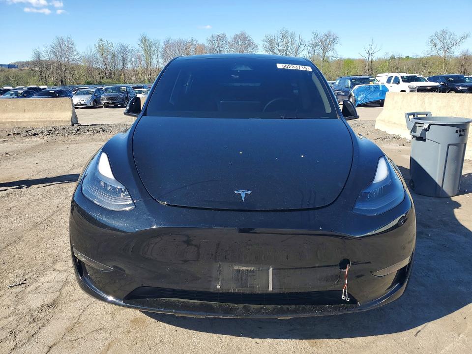 2024 Tesla Model Y მანქანა იყიდება აუქციონზე, vin: 7SAYGDEE1RF183243, აუქციონის ნომერი: 50233716