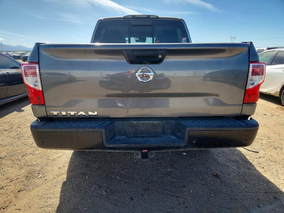 50237886 :رقم المزاد ، 1N6AA1EE0MN510687 vin ، 2021 Nissan Titan مزاد بيع