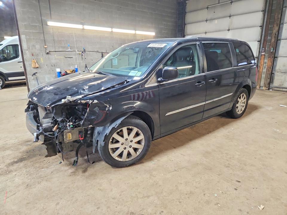 2015 Chrysler Town & Country მანქანა იყიდება აუქციონზე, vin: 2C4RC1BG3FR741109, აუქციონის ნომერი: 51207696