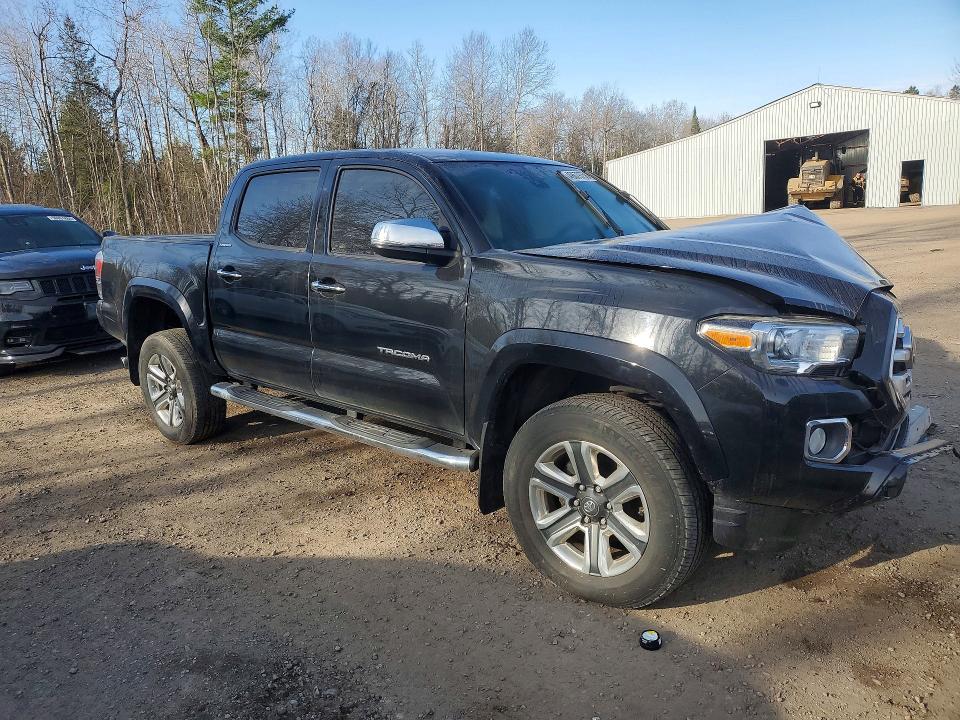 49679756 :رقم المزاد ، 5TFGZ5AN6JX122513 vin ، 2018 Toyota Tacoma مزاد بيع