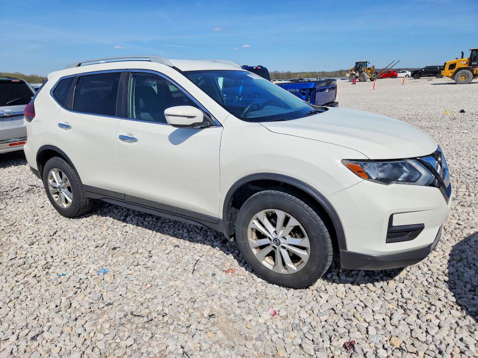 50751886 :رقم المزاد ، 5N1AT2MV1JC810780 vin ، 2018 Nissan Rogue مزاد بيع