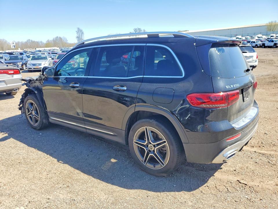 50593786 :رقم المزاد ، W1N4M4HB1NW172215 vin ، 2022 Mercedes-benz Glb مزاد بيع