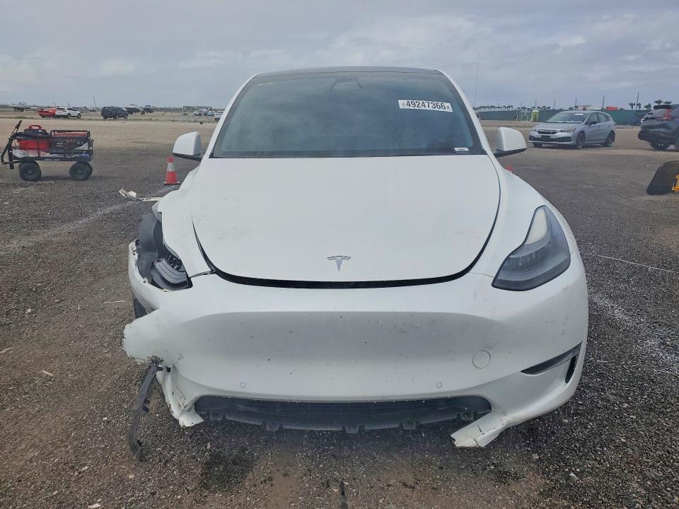 49247366 :رقم المزاد ، 7SAYGDEF6NF459712 vin ، 2022 Tesla Model Y مزاد بيع