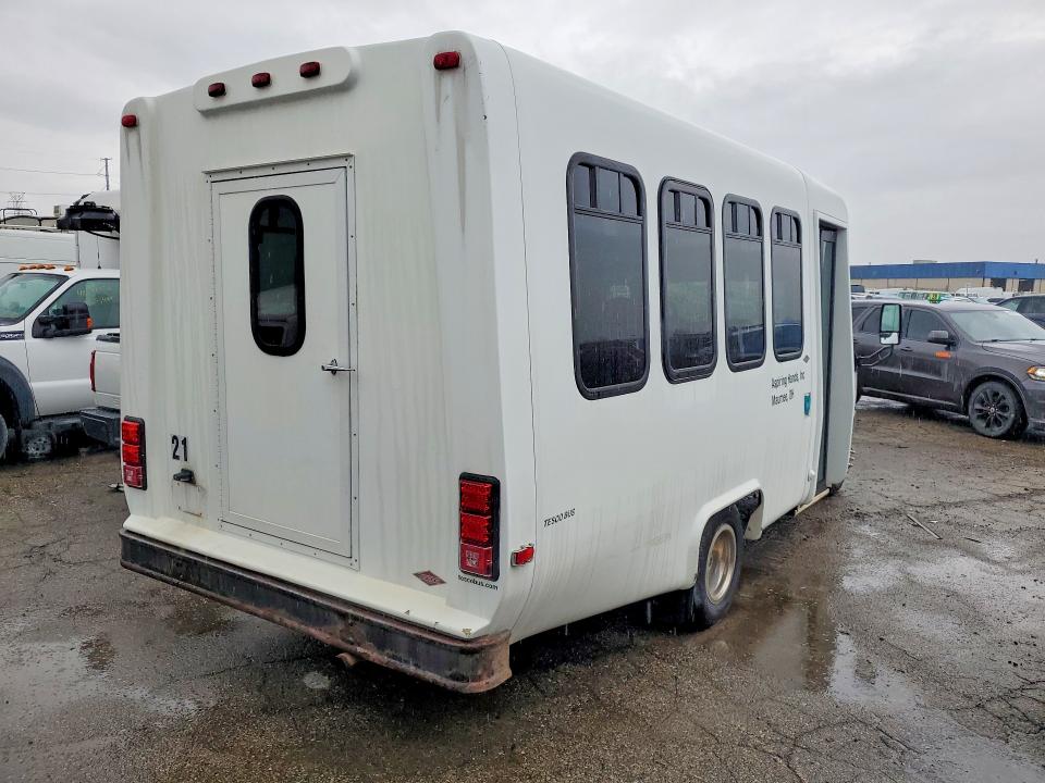 52266356 :رقم المزاد ، 1FDEE3FL2GDC33192 vin ، 2016 Ford Econoline مزاد بيع