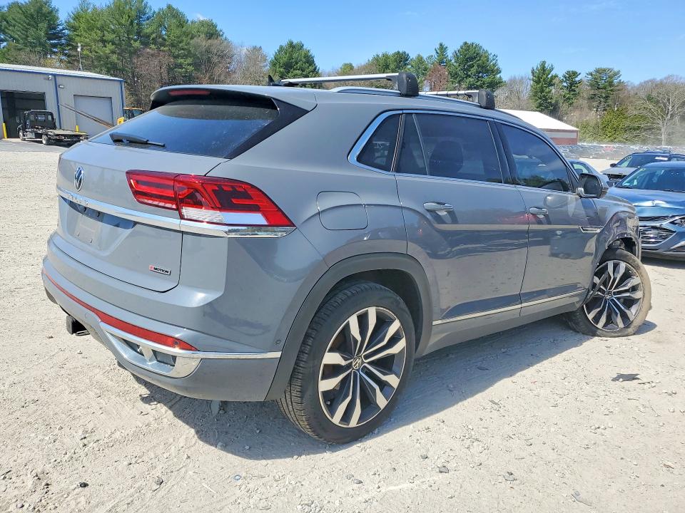 2022 Volkswagen Atlas Cross Sport მანქანა იყიდება აუქციონზე, vin: 1V2FE2CA2NC200037, აუქციონის ნომერი: 49783906
