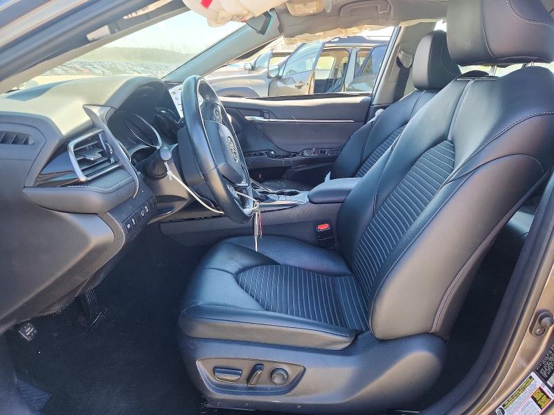 50699896 :رقم المزاد ، 4T1G11AK1PU785452 vin ، 2023 Toyota Camry مزاد بيع