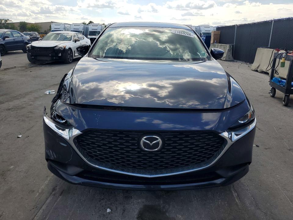 51669266 :رقم المزاد ، 3MZBPABM6MM204571 vin ، 2021 Mazda 3 مزاد بيع